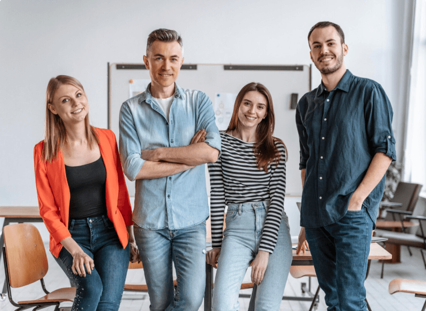 Teamfoto eines lokalen Dienstleistungsunternehmens